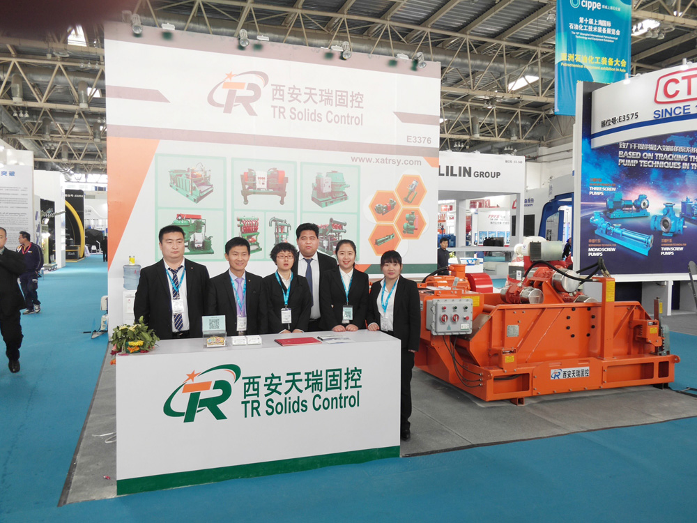 Oilfield solids control equipment, drilling waste management, mud separation Oilfield solids control equipment, drilling waste management, mud separation